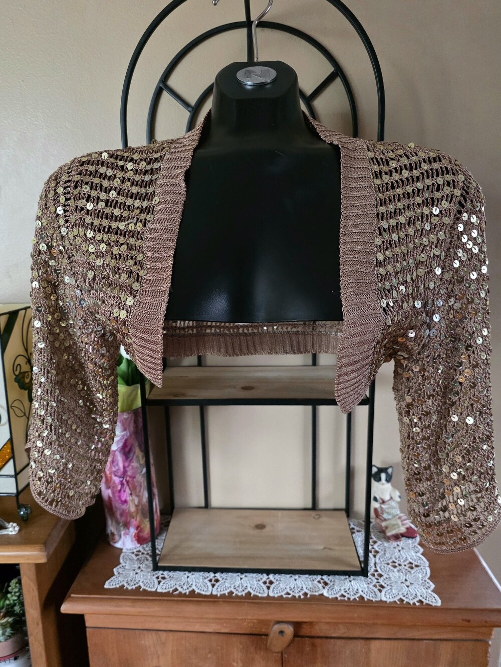 Vintage Y2K Sequin Crochet Cropped Bolero Shrug Sweater Cardigan - Tan & Gold